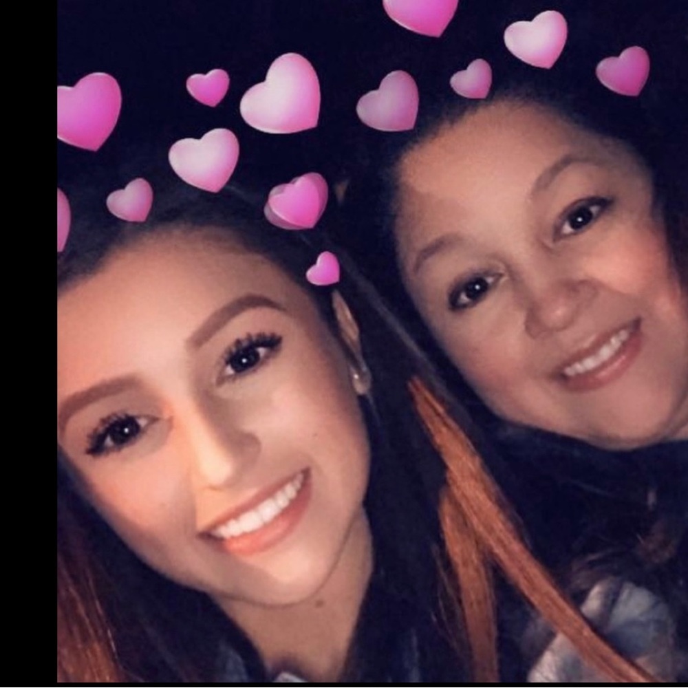 LIVE  @SUNDAYS 3pm (ish) CST❣️ SHARE SHOW❣️ NO THEME.❣️